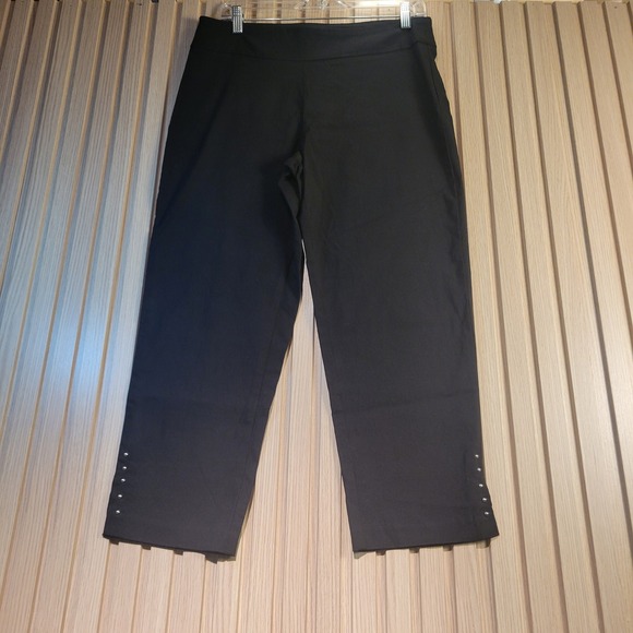 Bella Rose Pants - Bella Rose Studded Hem Cropped Pants Women PL Black Excellent Stretch Petite